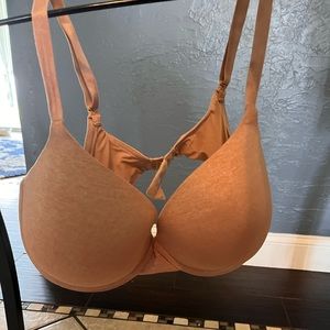 Victoria secret semi Demi uplift bra